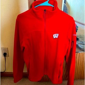 Women’s Wisconsin Badgers Columbia zip up jacket